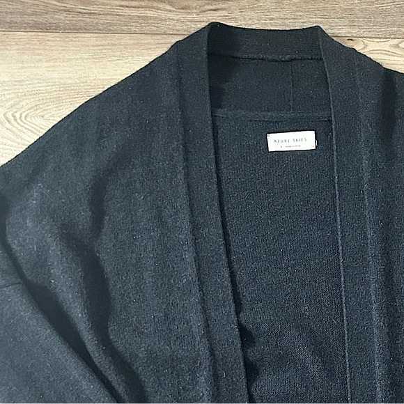 ARITZIA Azure Skies Grey Cardigan Size L - Picture 4 of 9